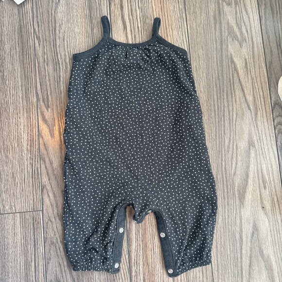 Baby Girl Outfits 3m - 6m Old Navy Carter’s romper shirt pants jumper socks - Picture 5 of 10